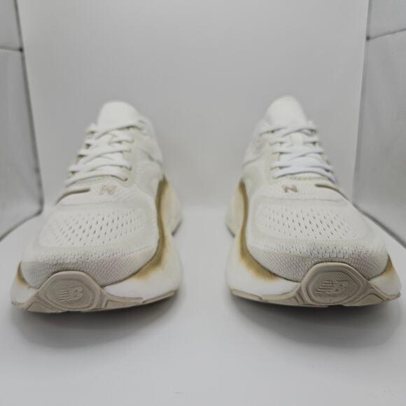 New Balance Fresh Foam X More v4 White Gold Womens 10.5 B Running Shoes - Picture 4 of 12